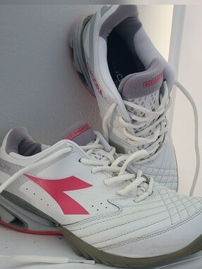 Diadora S Star K IV Women's Tennis Shoes Size 9.5